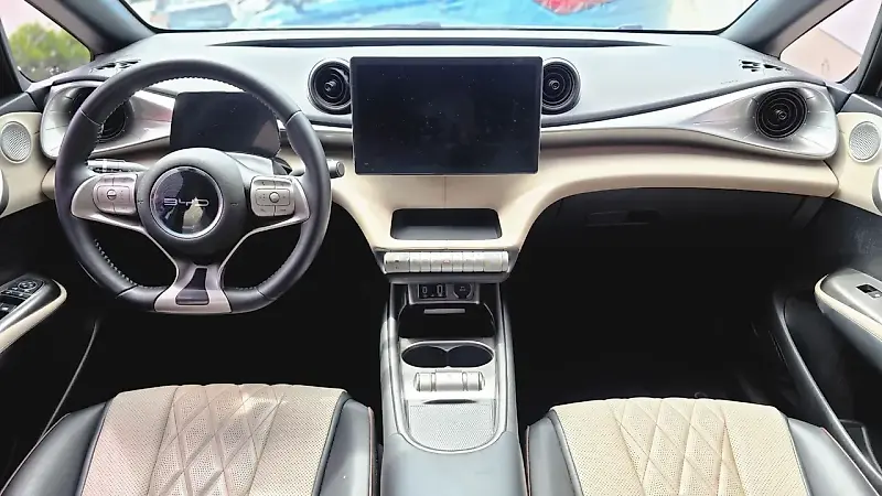 BYD Dolphin - Imagem 12