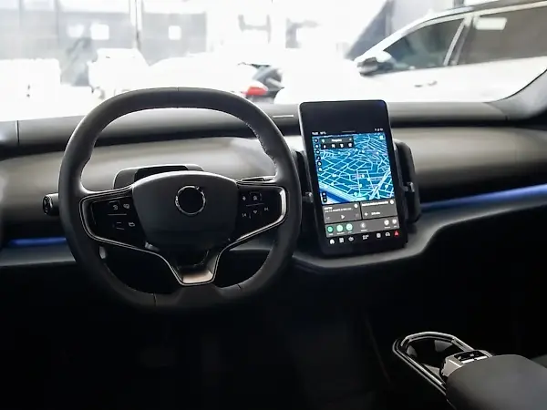 Volvo EX40 - Imagem 13