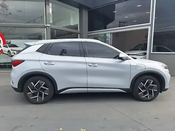 BYD Yuan Plus - Imagem 8