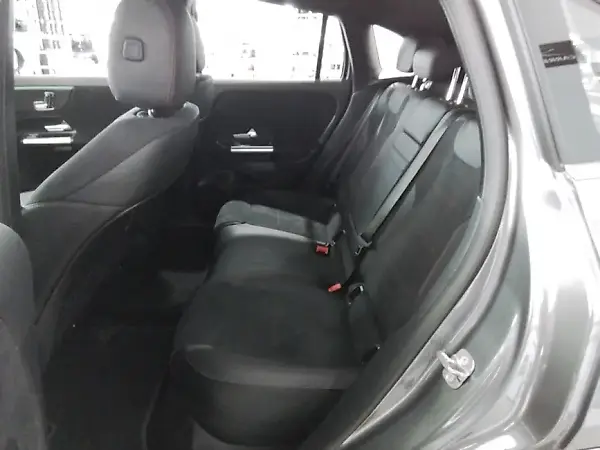 Mercedes Eqa 250 - Imagem 10