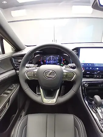 Lexus Nx 450h+ Plug-in Hybrid - Imagem 14