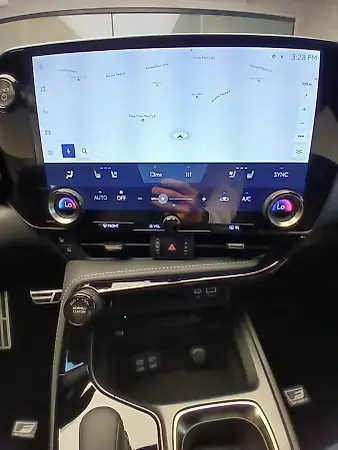 Lexus Nx 450h+ Plug-in Hybrid - Imagem 15
