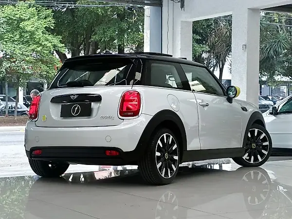 Mini Cooper SE - Imagem 5