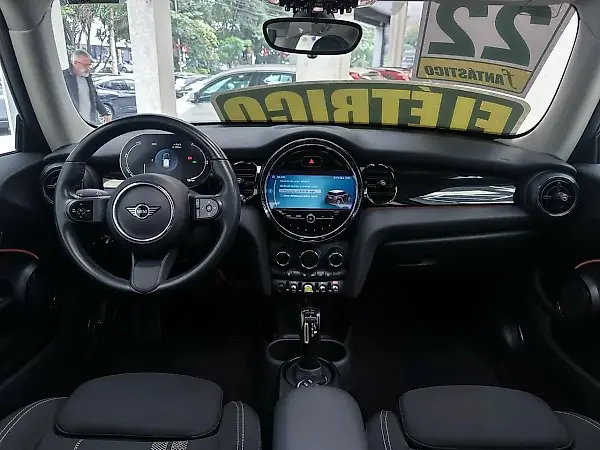 Mini Cooper SE - Imagem 10