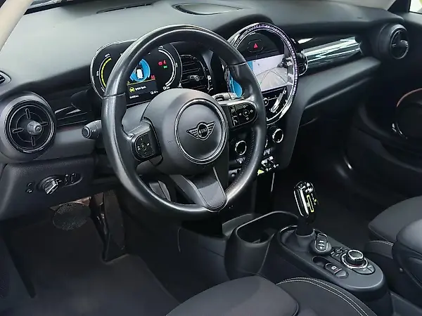 Mini Cooper SE - Imagem 11