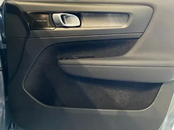 Volvo EX30 - Imagem 10