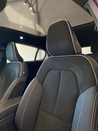 Volvo EX30 - Imagem 12