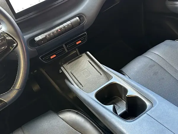 BYD Dolphin Plus - Imagem 14