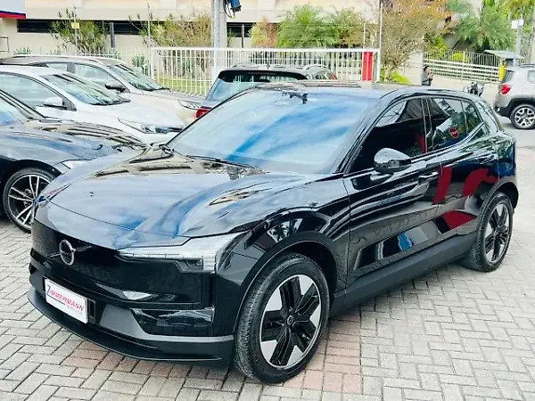Volvo EX30 - Imagem 1