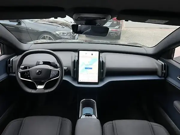 Volvo EX30 - Imagem 3