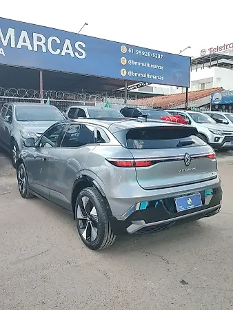 Renault Megane E-tech Electric - Imagem 6