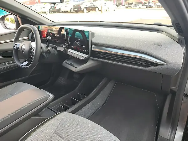Renault Megane E-tech Electric - Imagem 10