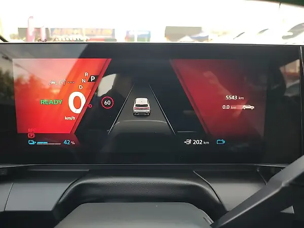 Renault Megane E-tech Electric - Imagem 15