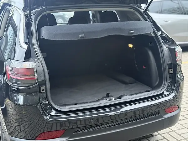 Jeep Compass 4xe Plug-in Hybrid - Imagem 16
