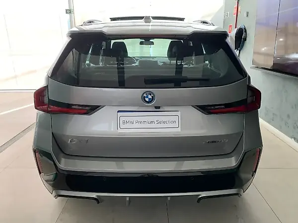 BMW IX1 - Imagem 5