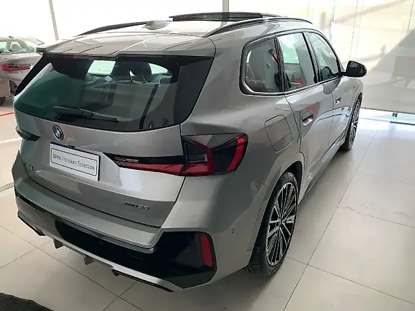 BMW IX1 - Imagem 4