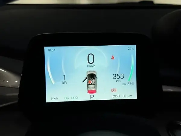 BYD Dolphin - Imagem 13