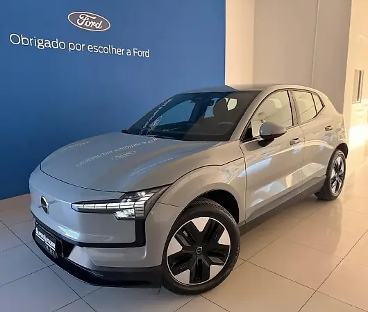 Volvo EX40 - Imagem 3