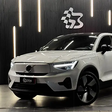 Volvo EX40 - Imagem 2