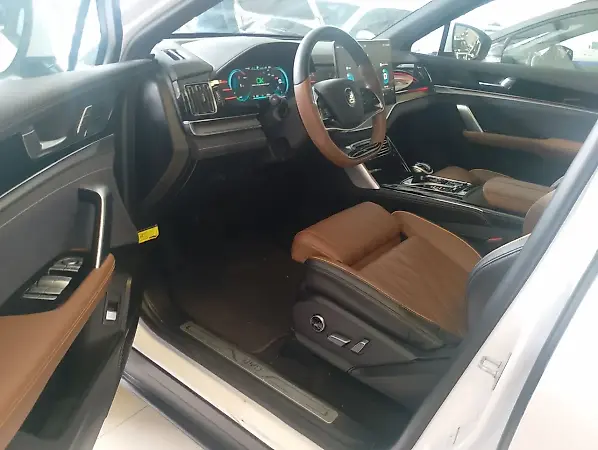 BYD Tang - Imagem 7