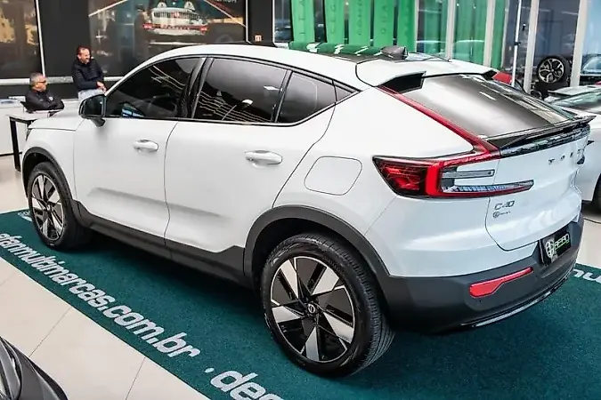 Volvo C40 Recharge - Imagem 4