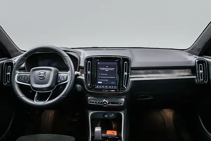 Volvo C40 Recharge - Imagem 9