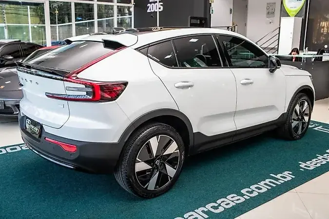 Volvo C40 Recharge - Imagem 6