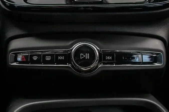 Volvo C40 Recharge - Imagem 14