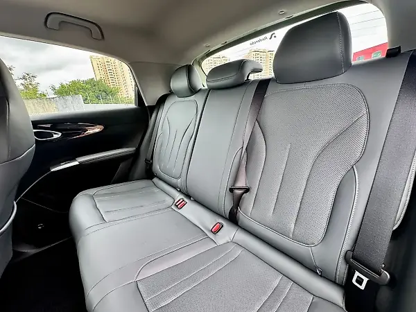 Geely EX2 - Imagem 11