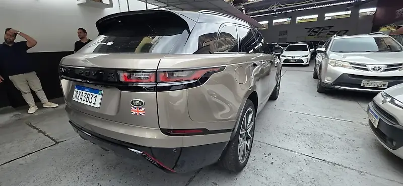 Land Rover Range Rover Velar Plug-in Hybrid - Imagem 13