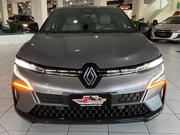 Renault Megane E-tech Electric - Imagem 2