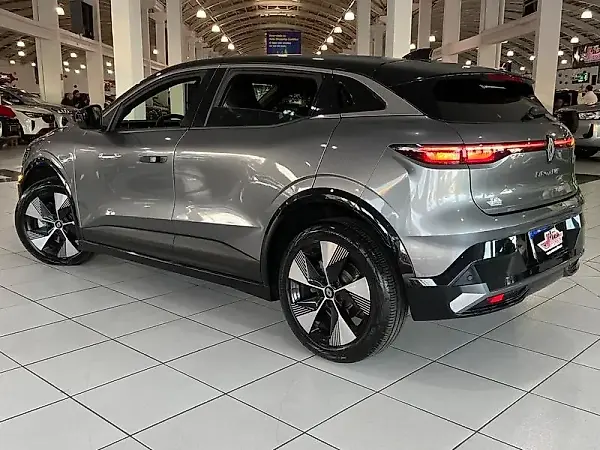 Renault Megane E-tech Electric - Imagem 6
