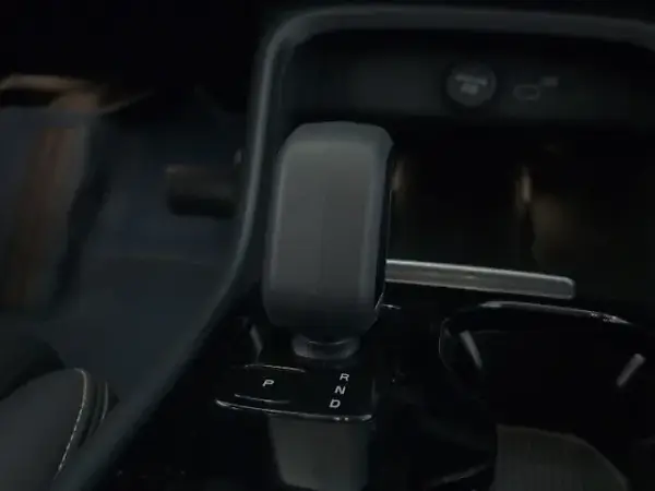 Volvo C40 Recharge - Imagem 14