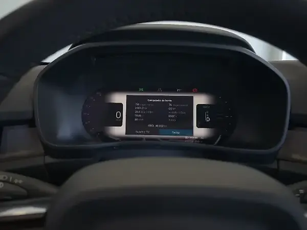Volvo C40 Recharge - Imagem 18