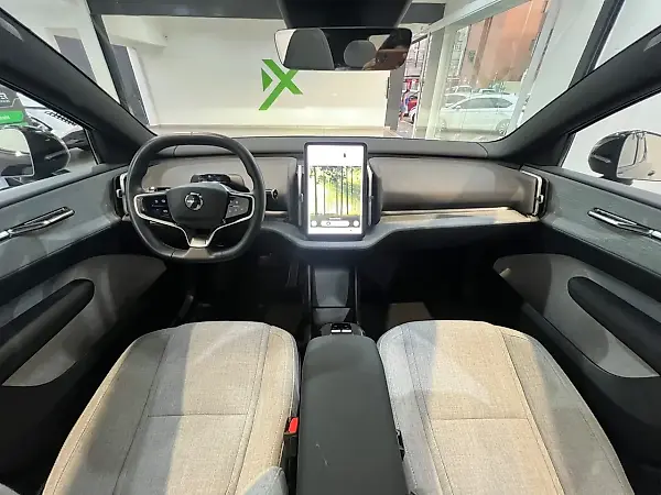 Volvo Ex90 - Imagem 11