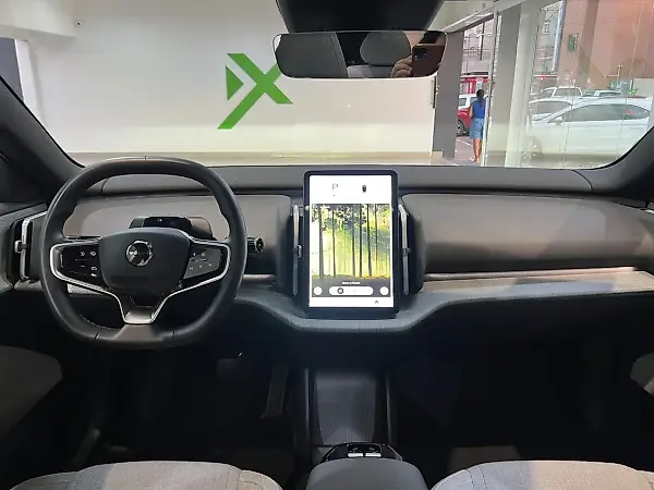 Volvo Ex90 - Imagem 12