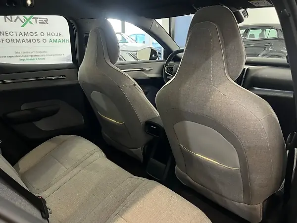 Volvo Ex90 - Imagem 14