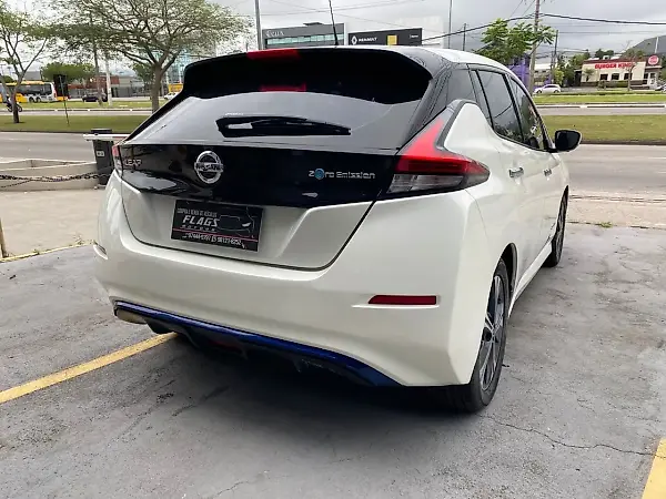 Nissan Leaf - Imagem 2