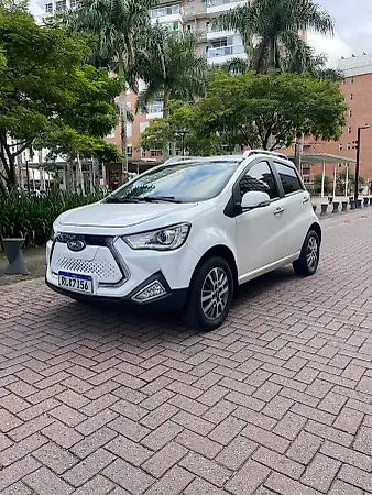 JAC Iev20 - Imagem 1