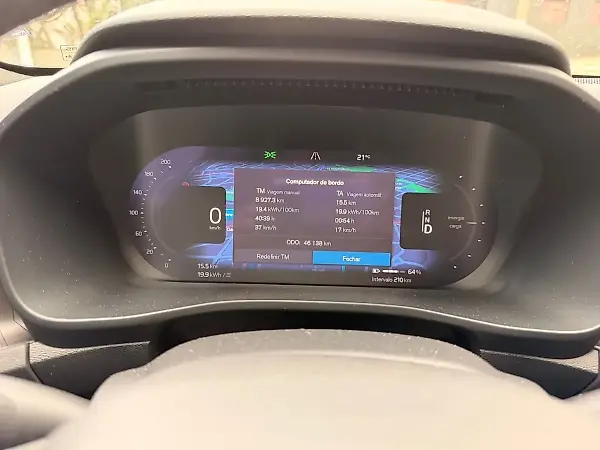 Volvo XC40 Recharge - Imagem 2