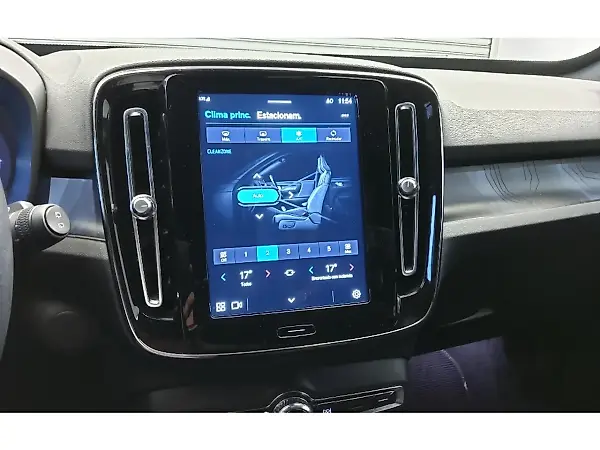 Volvo XC40 Recharge - Imagem 9