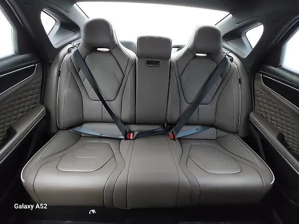 BYD Han - Imagem 18