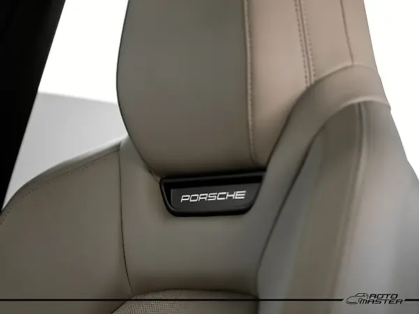 Porsche Taycan - Imagem 10
