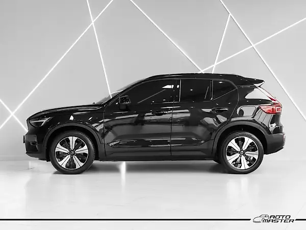 Volvo XC40 Recharge - Imagem 5
