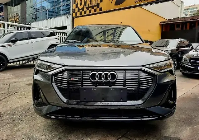 Audi E-tron Sportback - Imagem 2