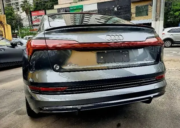 Audi E-tron Sportback - Imagem 4