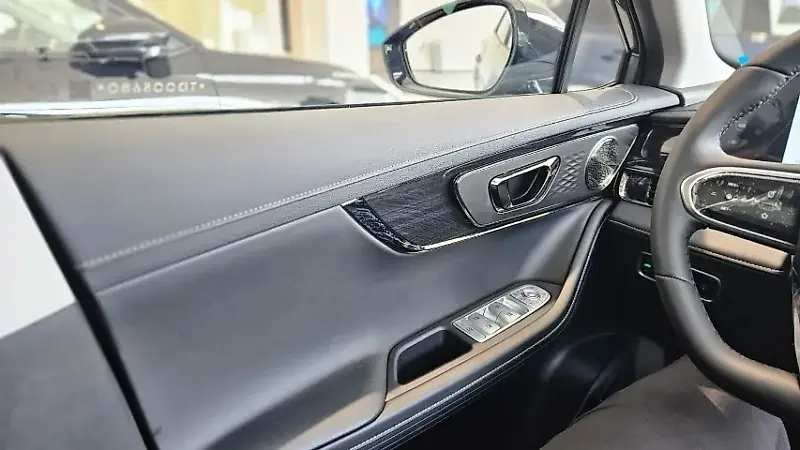 Omoda E5 - Imagem 14