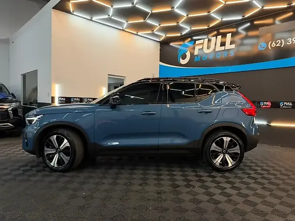Volvo XC40 Recharge - Imagem 2