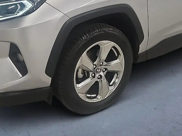 Toyota Rav4 Prime - Imagem 8