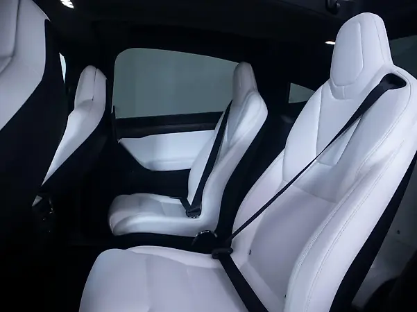 Tesla Model X - Imagem 9